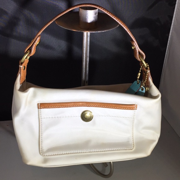 Much loved but so cute! - Picture 1 of 4